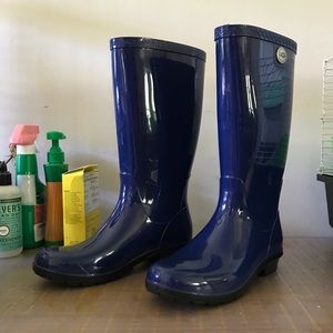 UGG Shaye Rain Boots